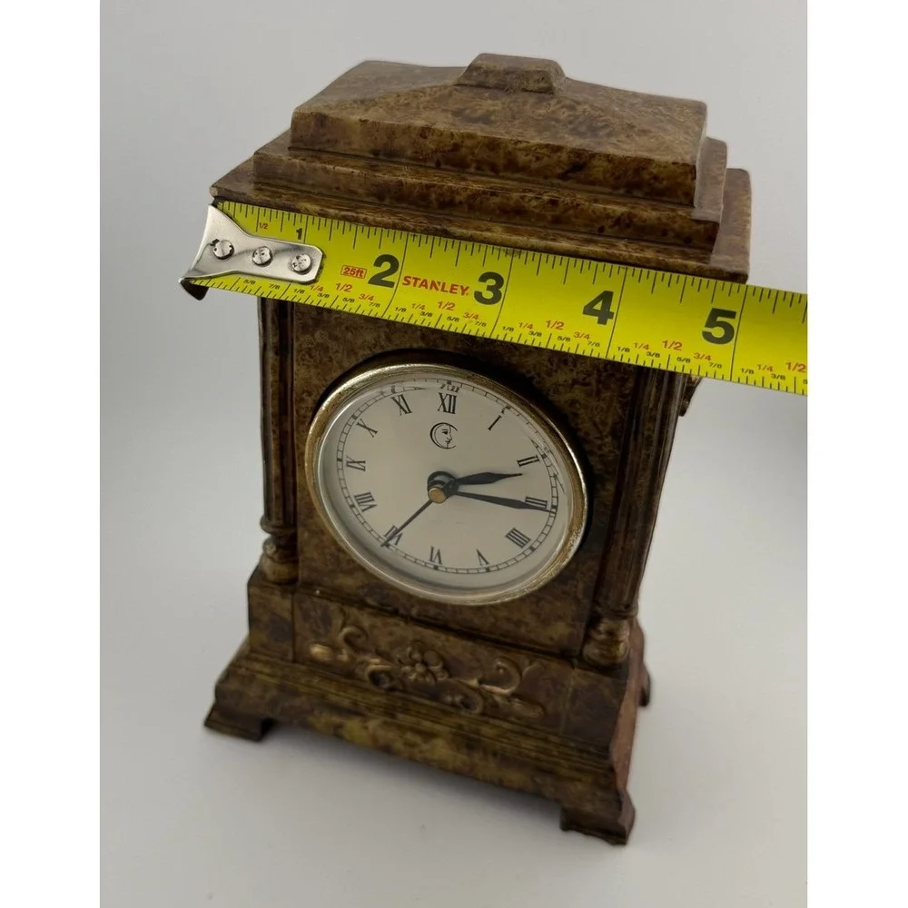 Vintage‎ Mantel Clock Marble Decorative Gold Tone Accents Desktop Tabletop